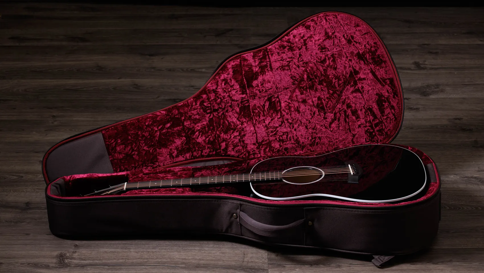 217e-BLK Plus Big Leaf Maple Acoustic-Electric Guitar | Taylor Guitars